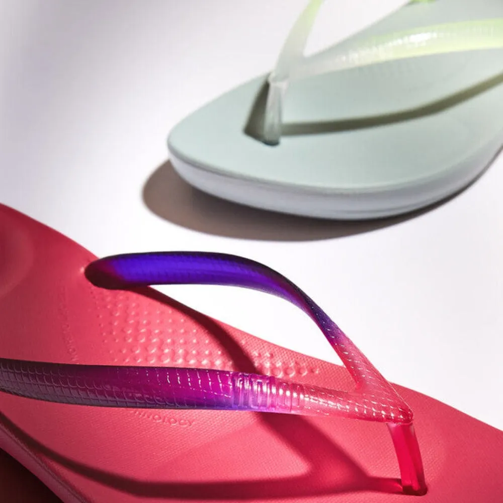 รองเท้าแตะ ผู้หญิง รุ่น iQUSHION OMBRÉ TRANSPARENT ERGONOMIC FLIP-FLOPS