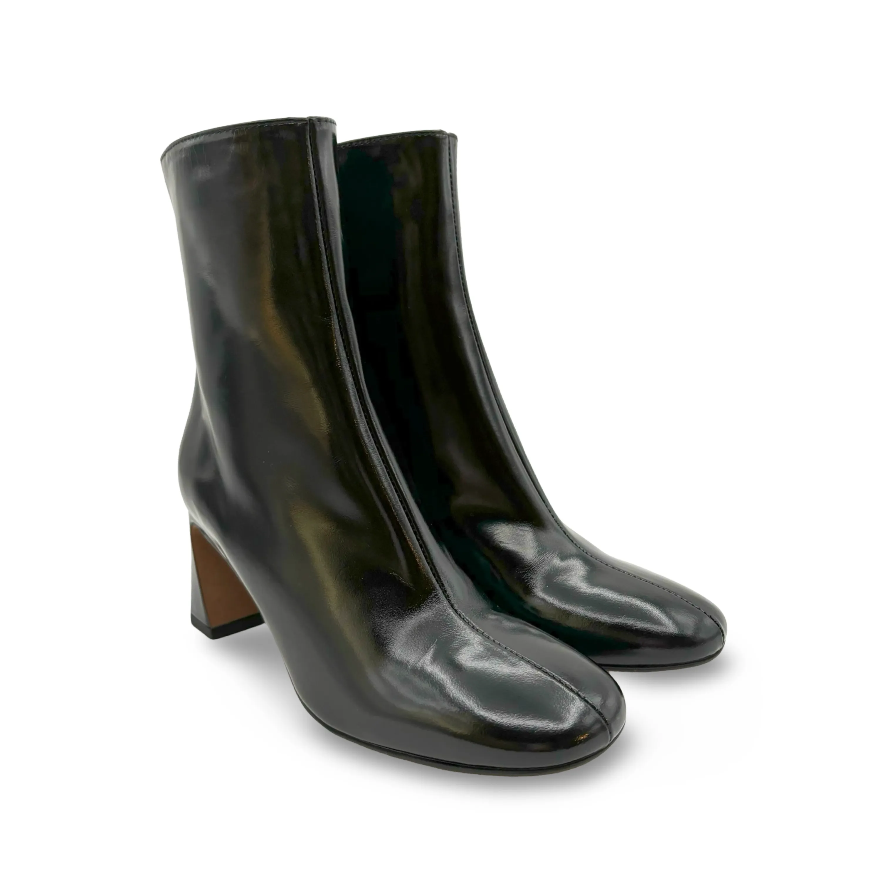 24537 Jamia Black Leather  Boot