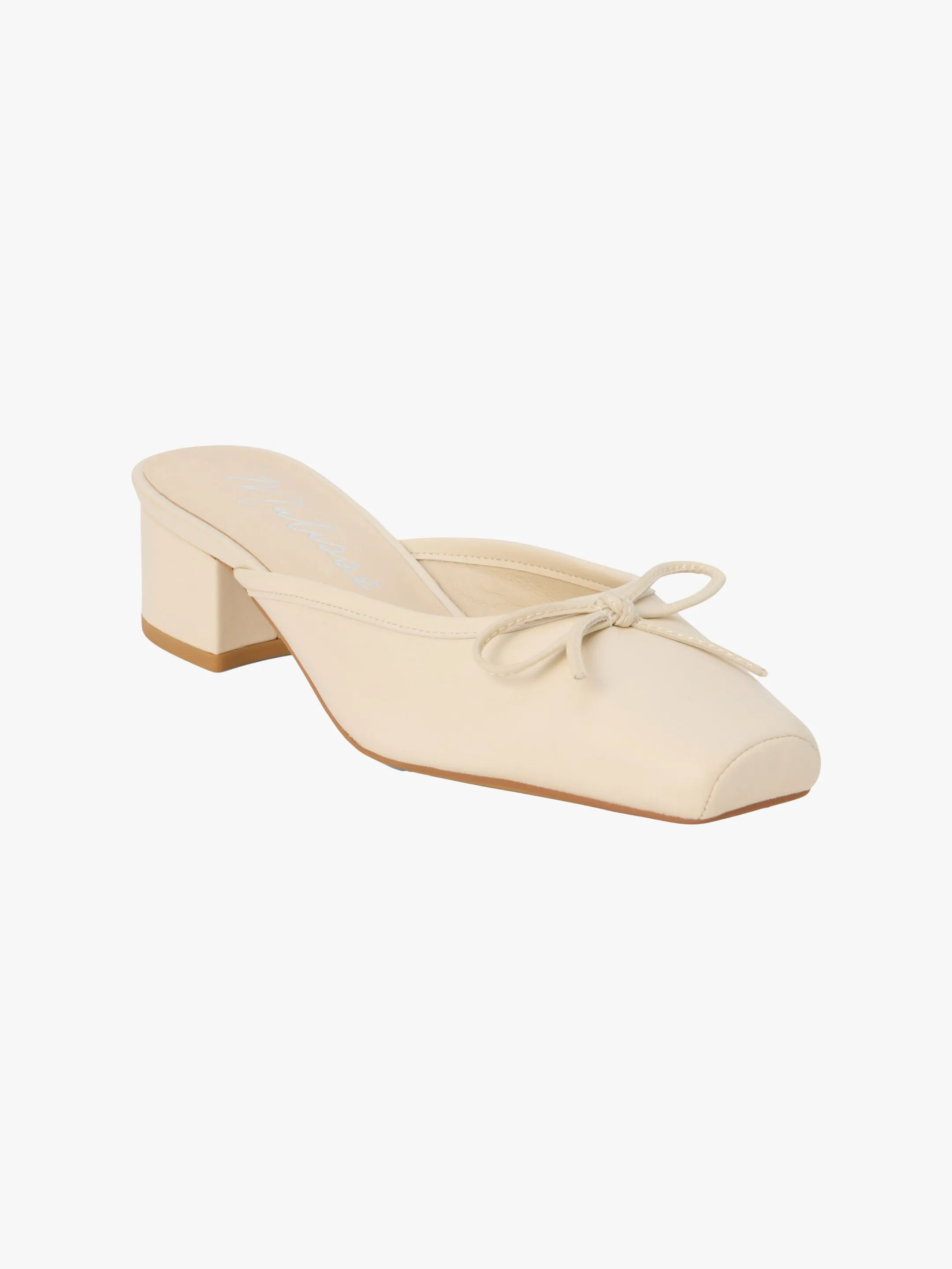 Basilio Ballet Mule - Ivory