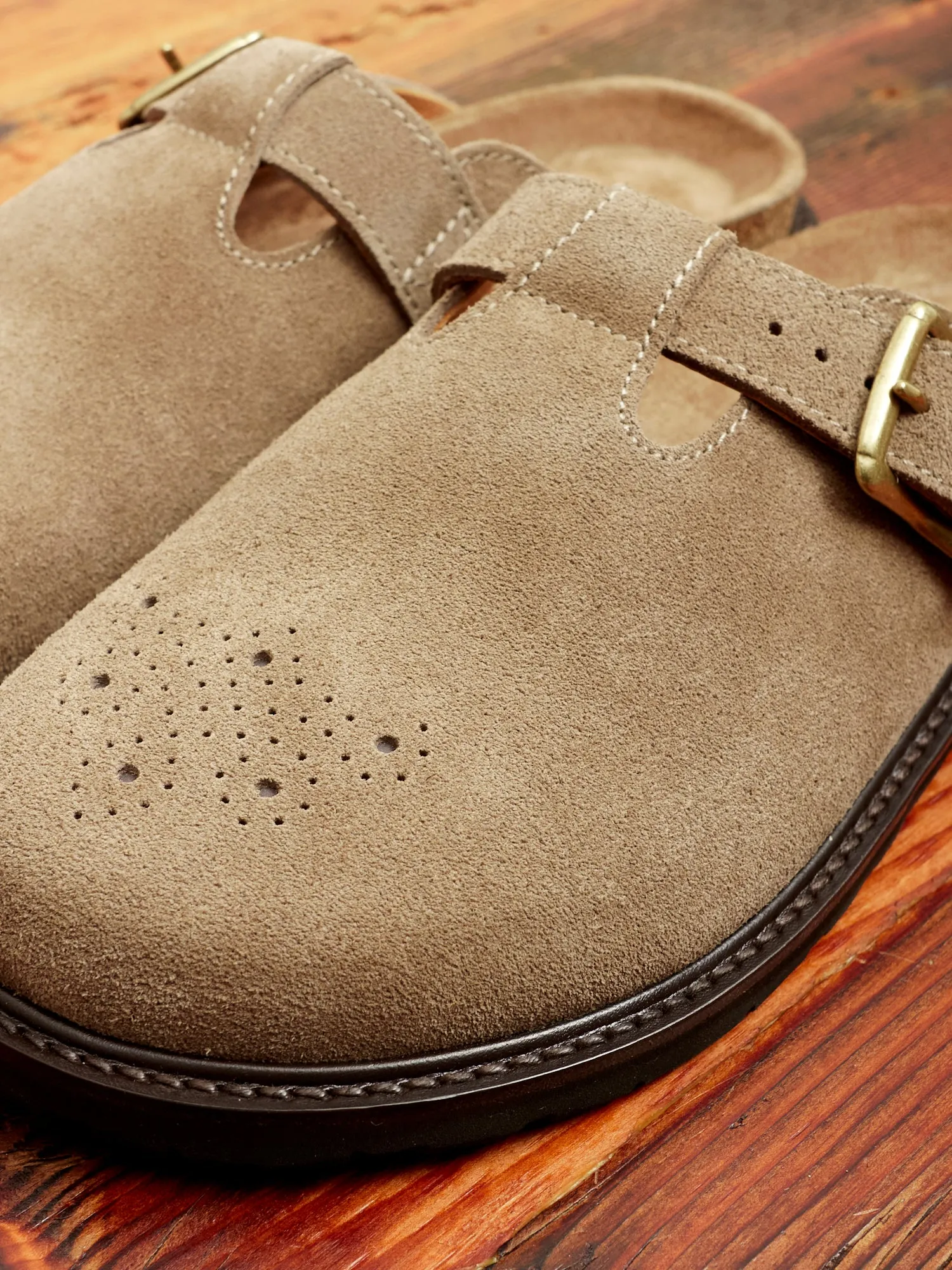 Buggs Suede Mule in Khaki Beige