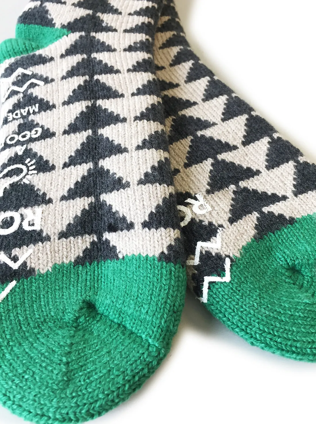 Comfy Room Socks - Charcoal / Green