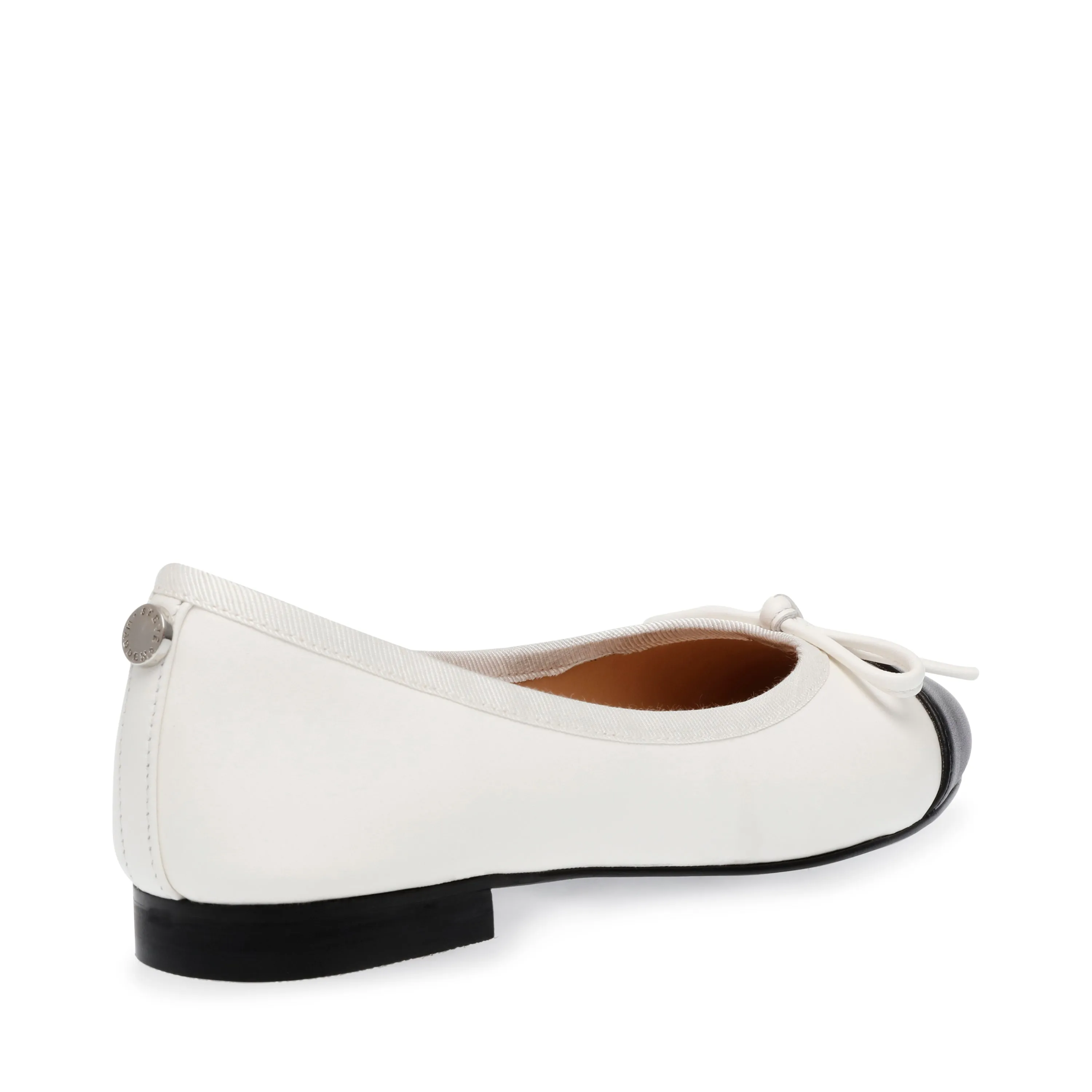 Ellison Flat Shoe COCONUT MLK/BLK