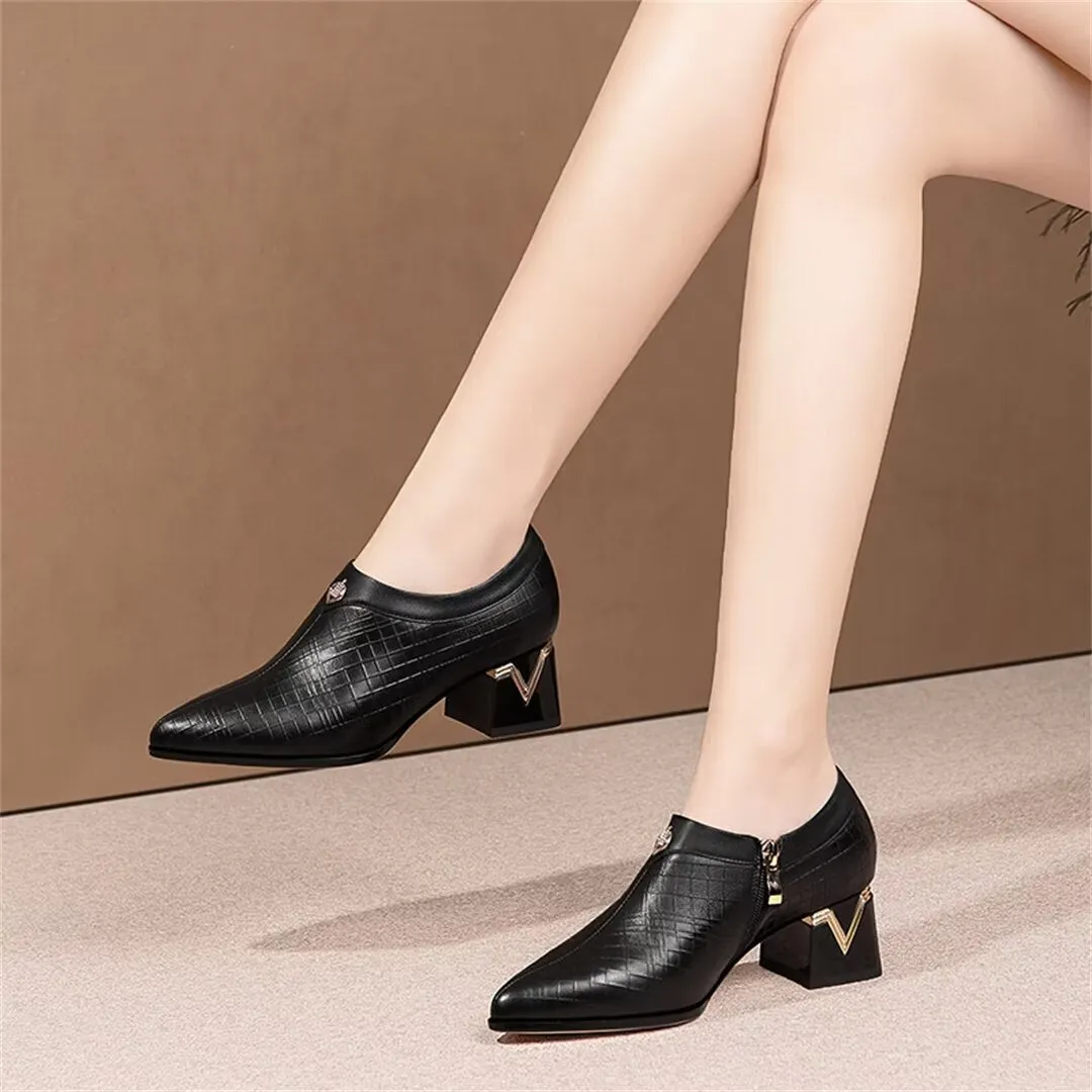 Exquisite Pointed Elegance Pumps