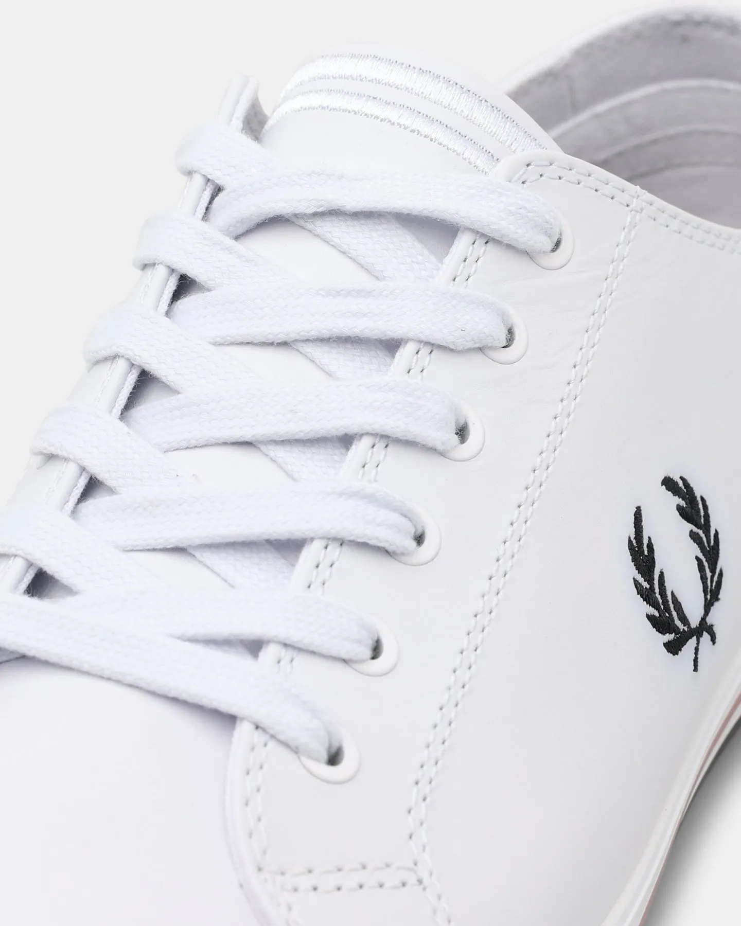 Fred Perry Kingston White