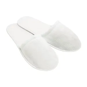 GT859 Mitre Essentials Closed Toe Slippers