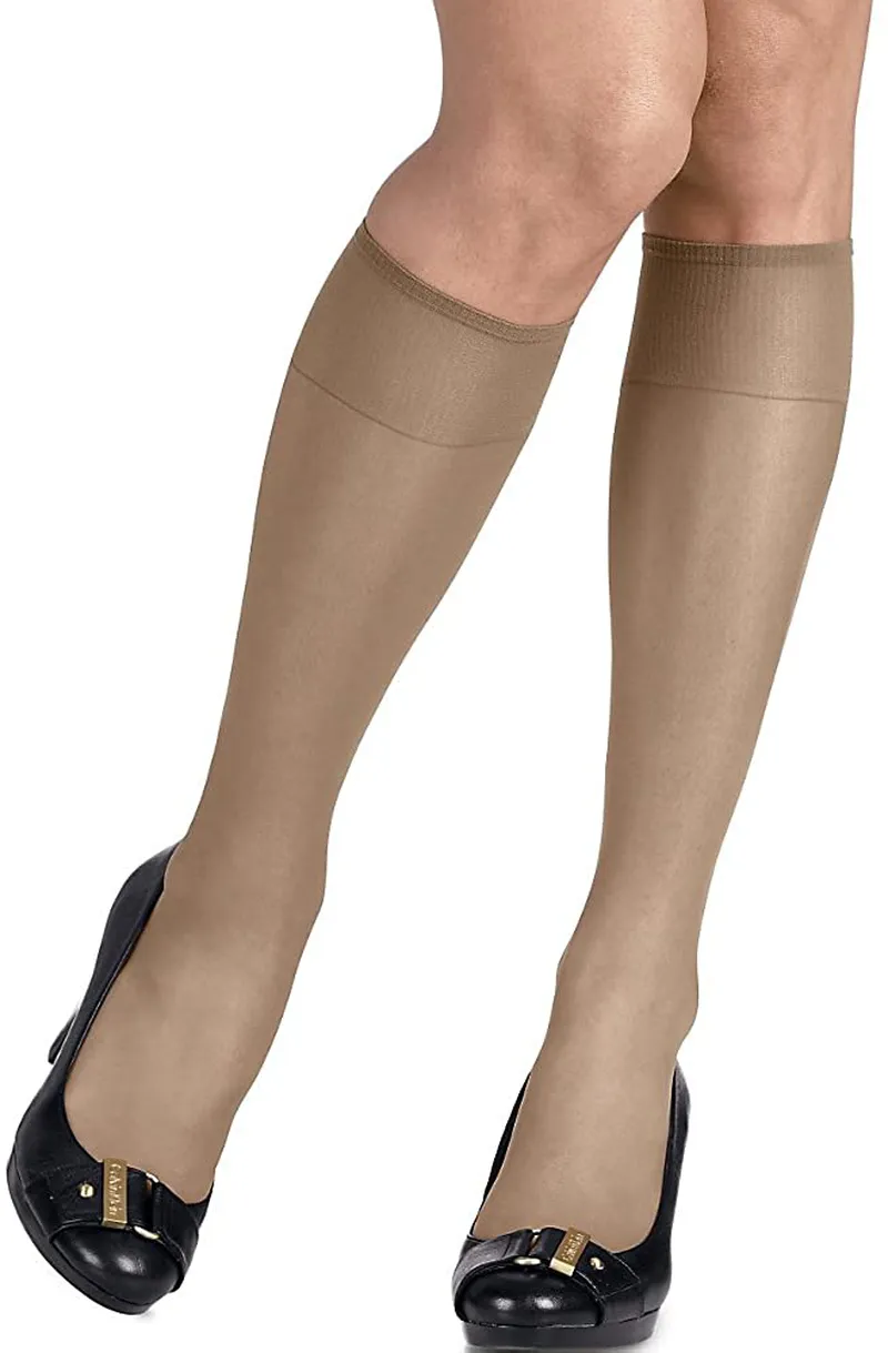 Hanes Silk Reflections Women's 2-Pack Knee High Sandalfoot