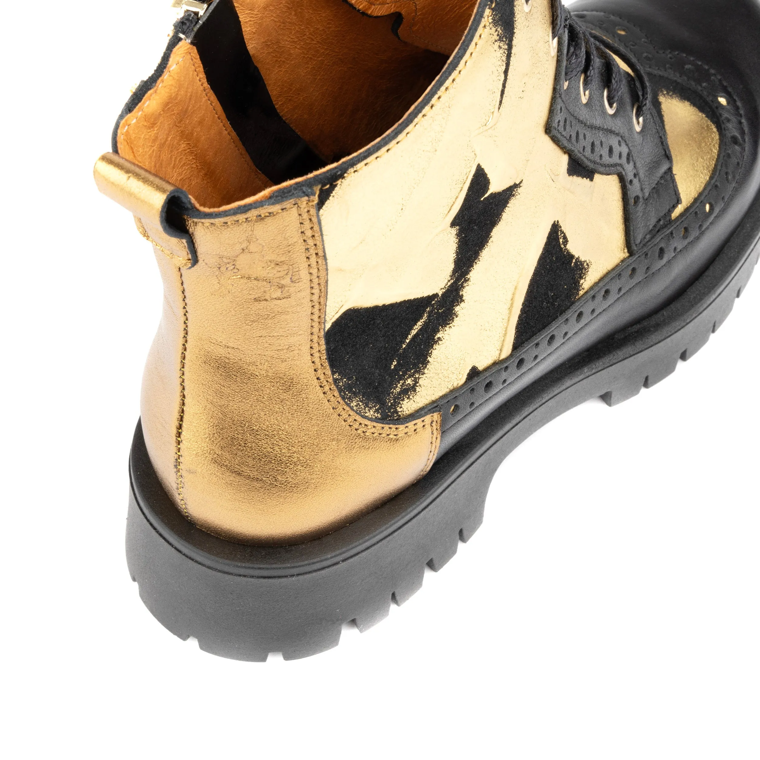 Hatter Platform - Gold & Black