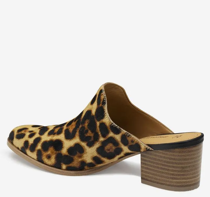 Johnston & Murphy Trista Mule Leopard Haircalf