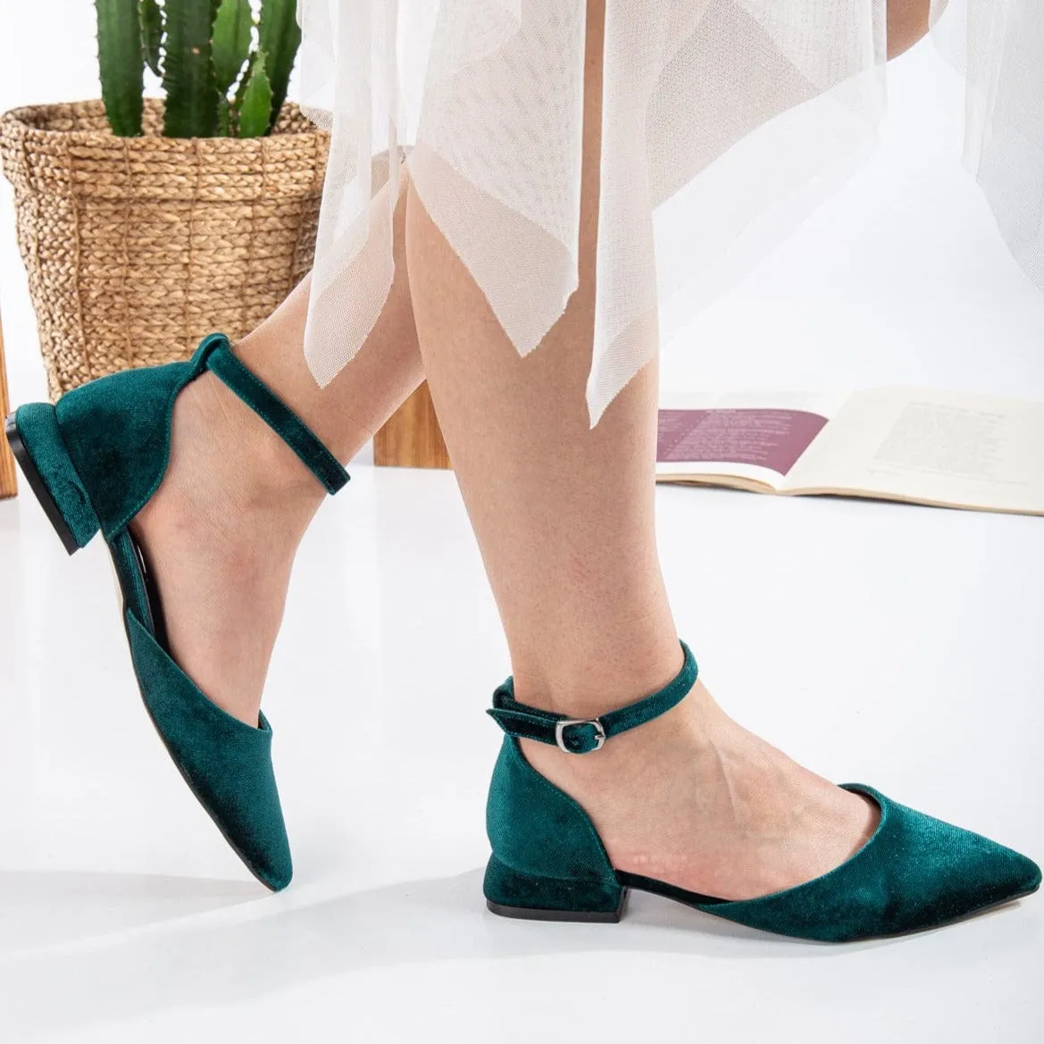 Madeline Vegan Velvet Flats | Emerald Green