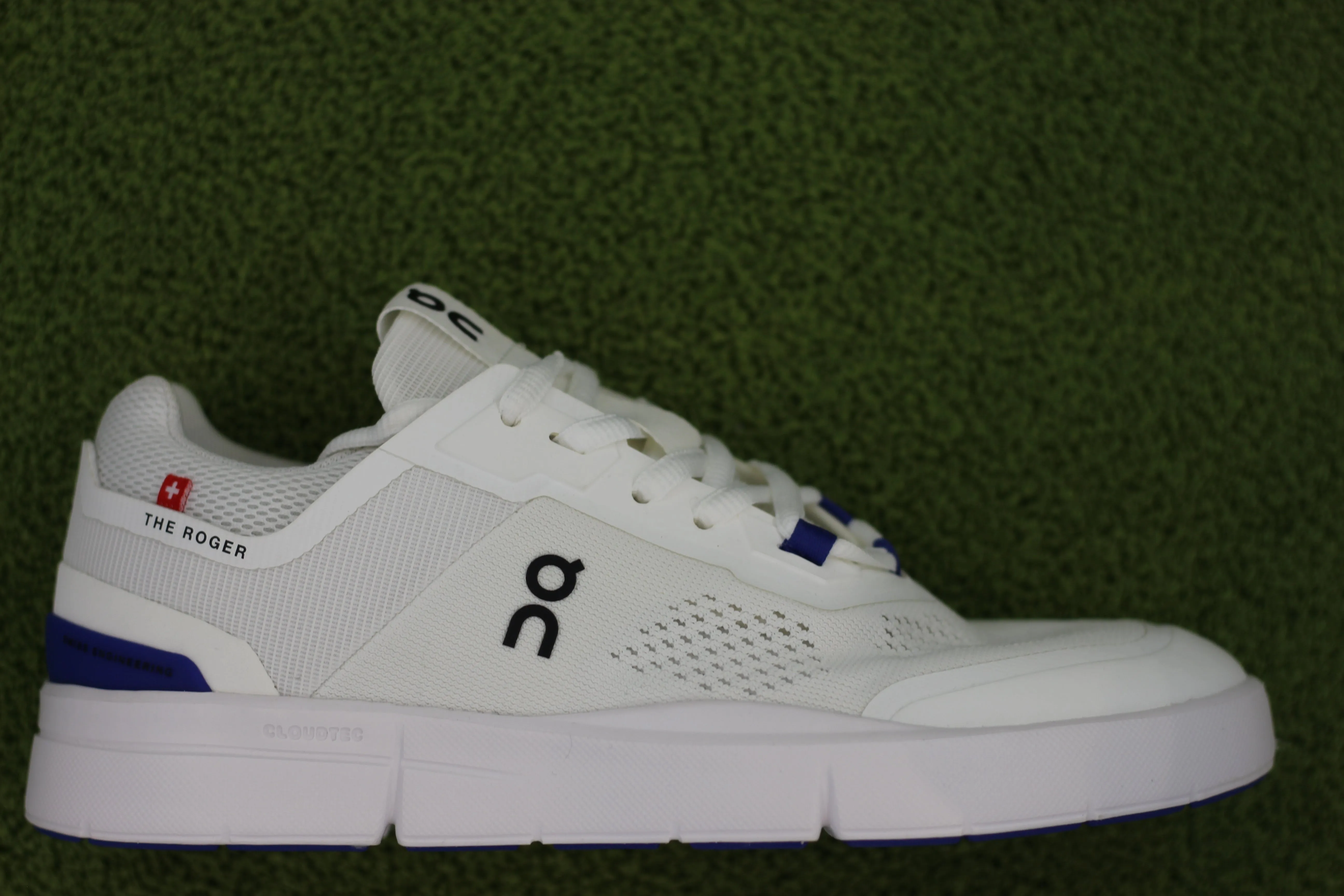 Mens Roger Spin Sneaker - White Mesh