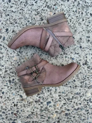 *Outlet* Blowfish Vanya Booties (Mars Red Brown)