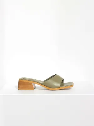 PIA Mule, Olive Green