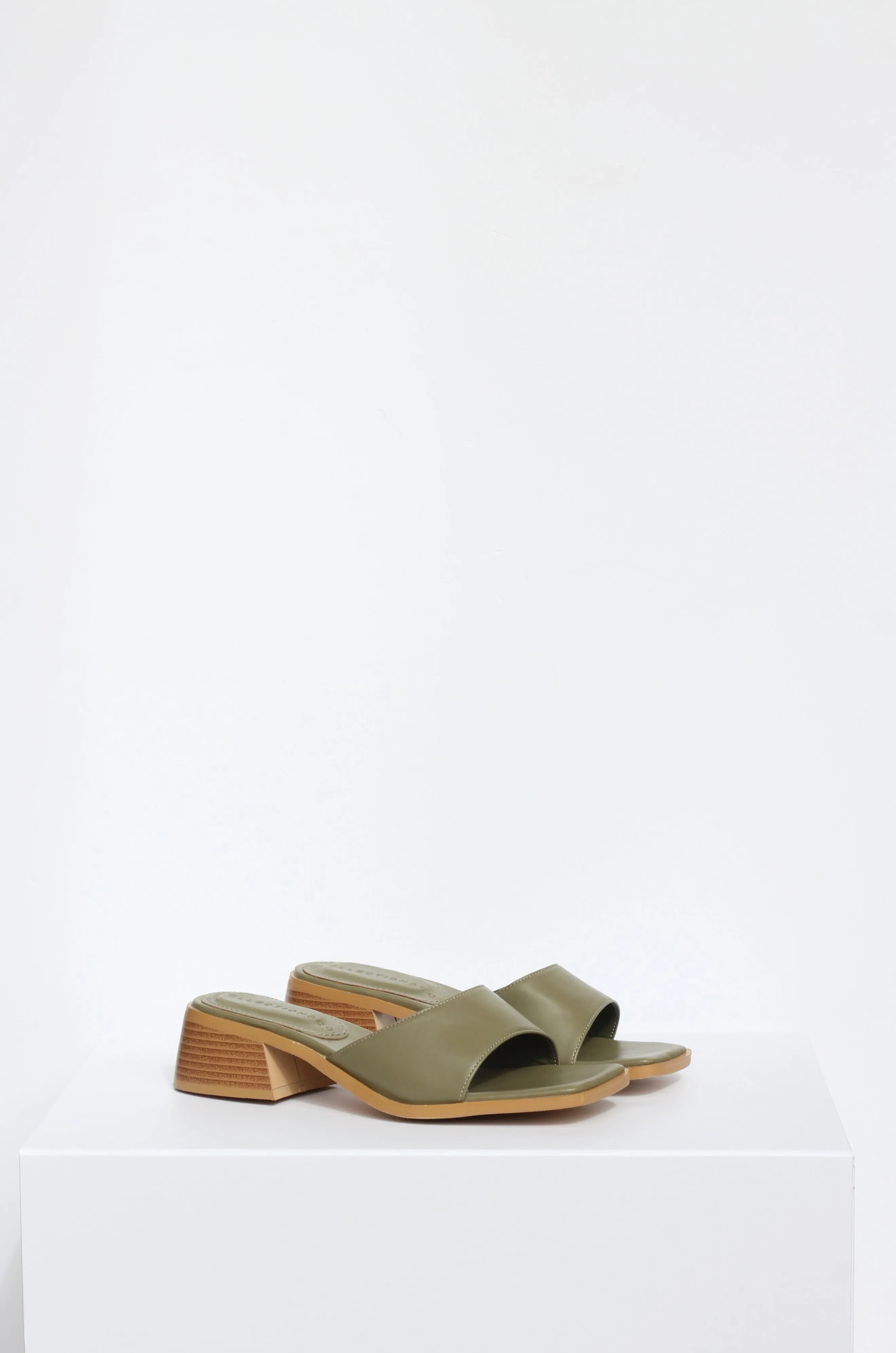 PIA Mule, Olive Green