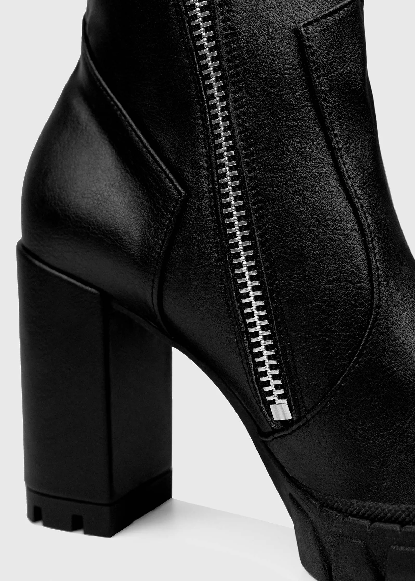 Ritual Boots Black Vegea leather ankle boots